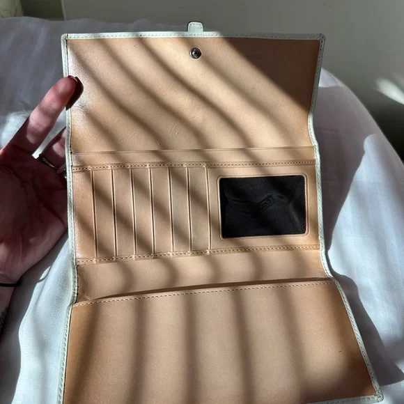 Baby blue coach wallet - Picture 3 of 3